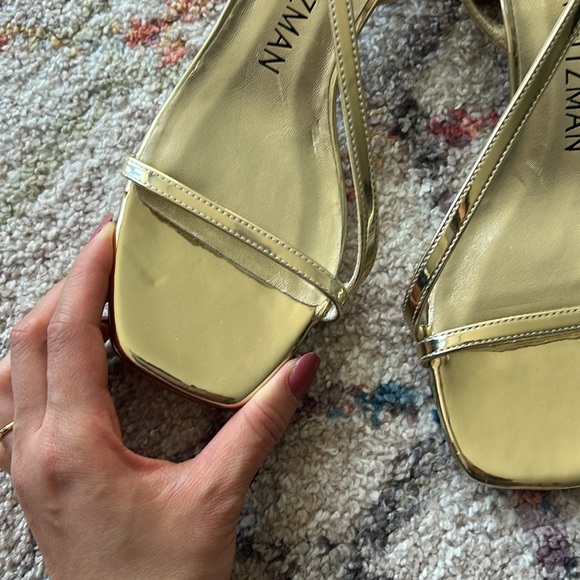 STUART WEITZMAN Soirée Metallic Gold Block Heels - 7 - Picture 9 of 10
